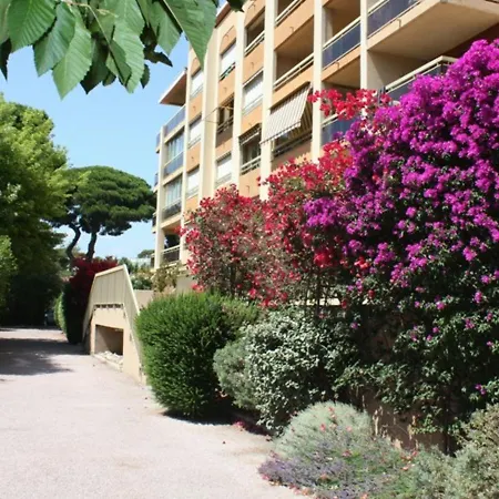 Apartment Hyeres, 3 Pieces, 4 Personnes - Fr-1-335-49 *
